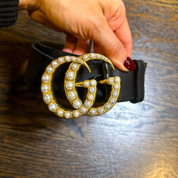 Gucci LEATHER BELT WITH PEARL DOUBLE G Size 80 - Picture 2 of 6